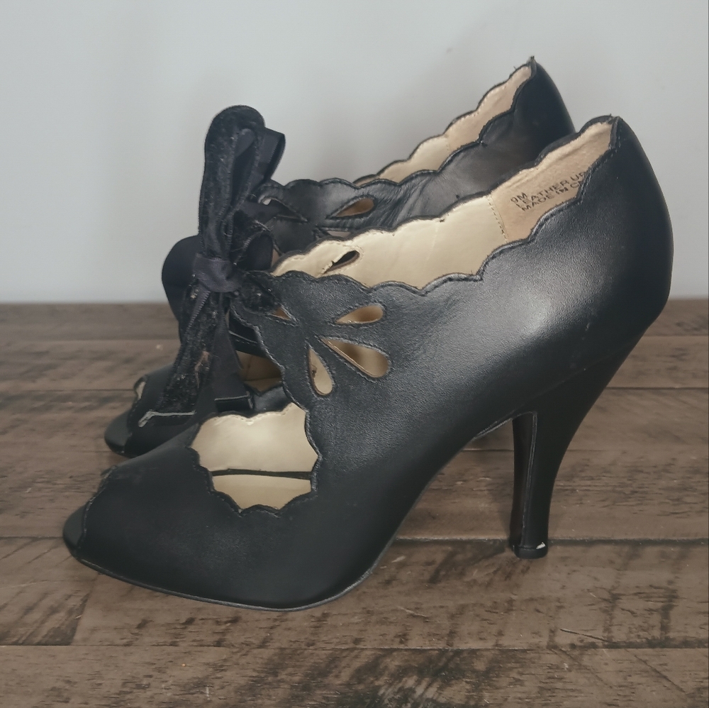 Mojo Moxy Tie Front Open Toe Heels